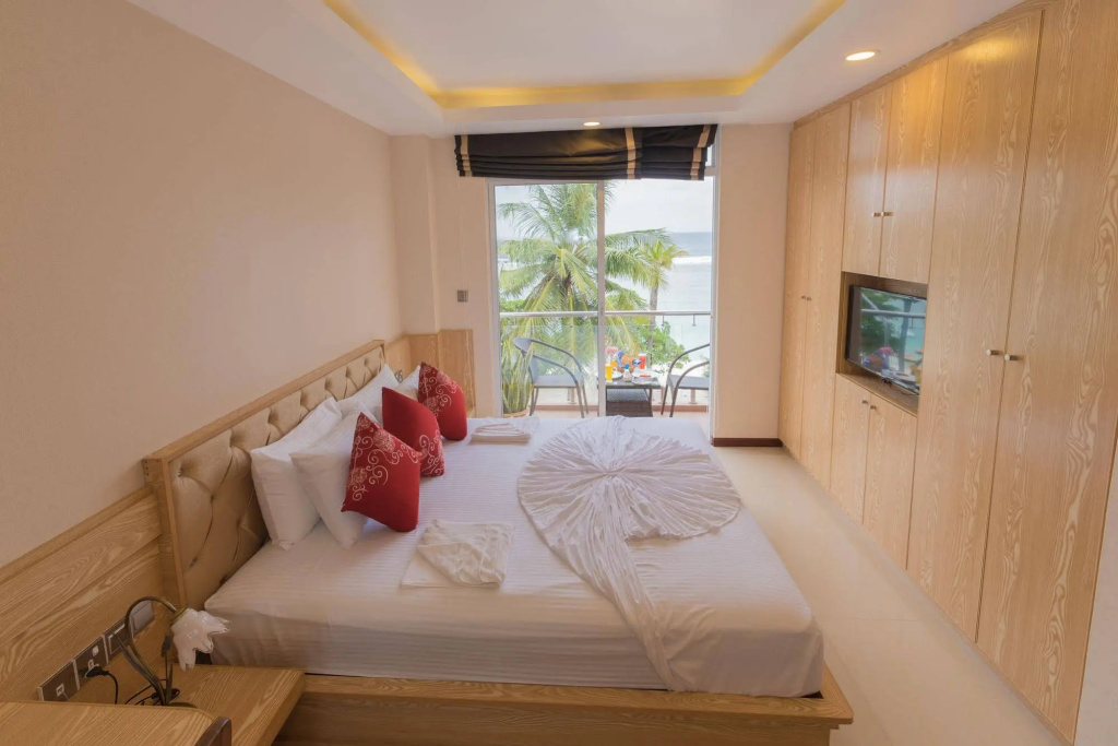 Гостевой дом Hathaa Beach Maldives — фото