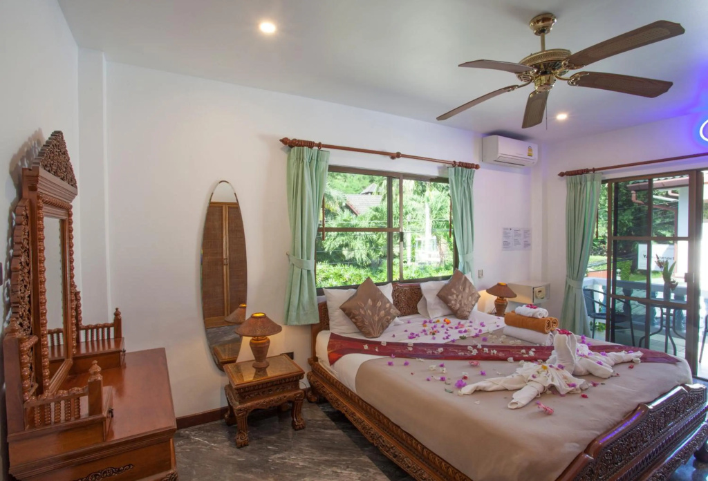 Ya Nui Resort — 3