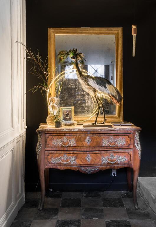 chez laurence du tilly by null
