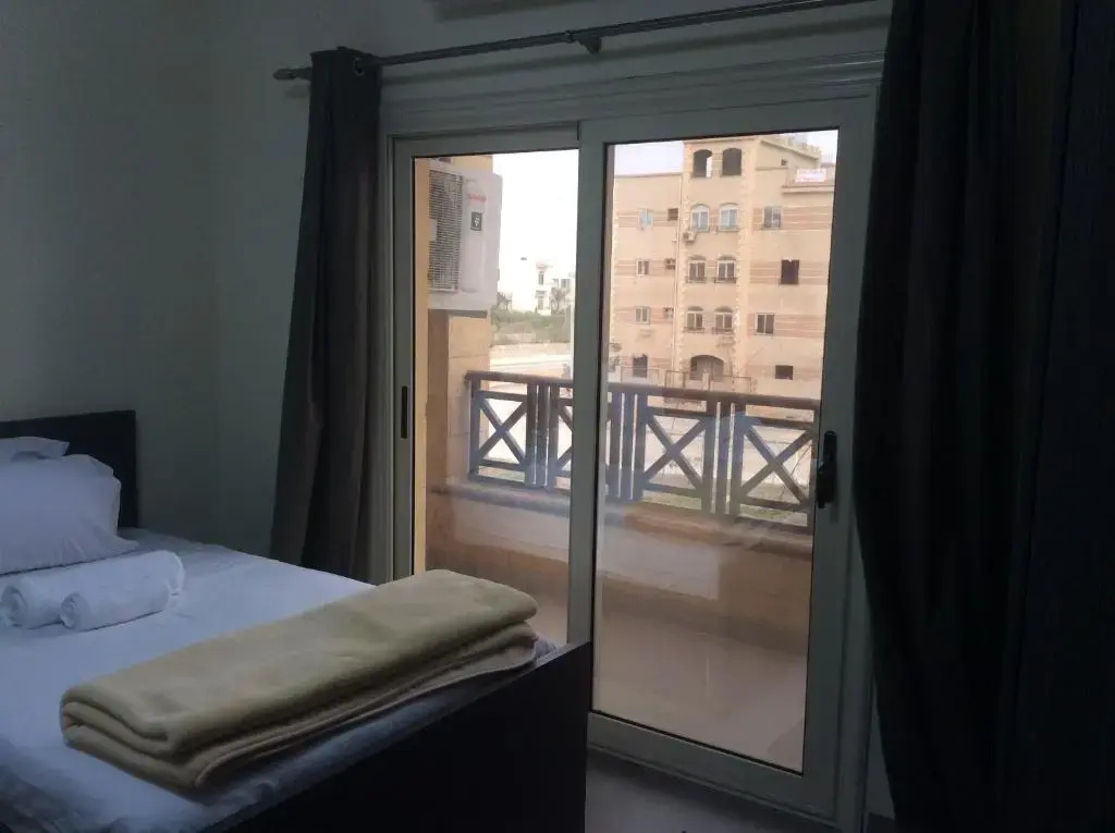 Deluxe Double room with balcony (full double bed)