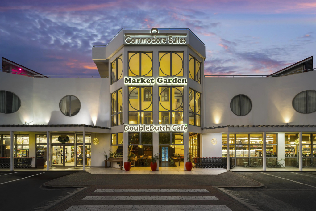 Commodore Suites, SureStay Collection by Best Western