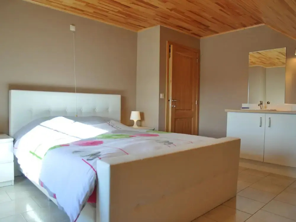 Holiday Home in Somme Leuze With Garden - фото 2
