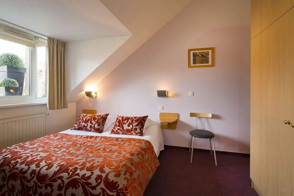 Standard Double room (twin beds)