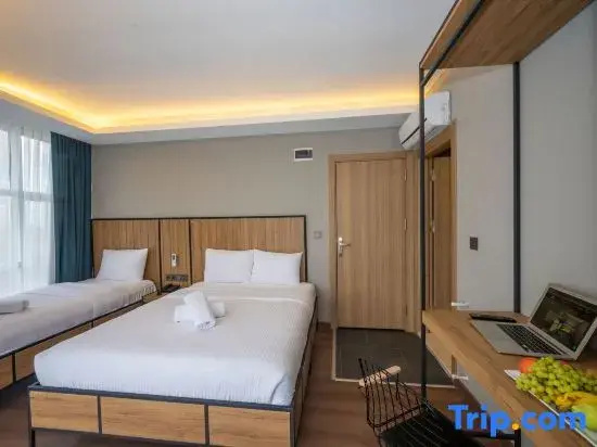 Deluxe Family room