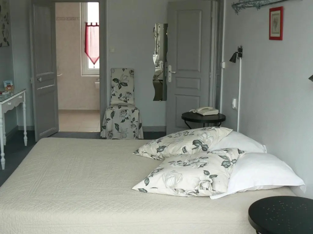 1 Bedroom Suite