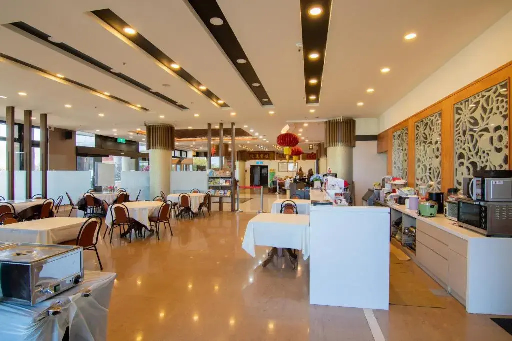 Food & Beverage