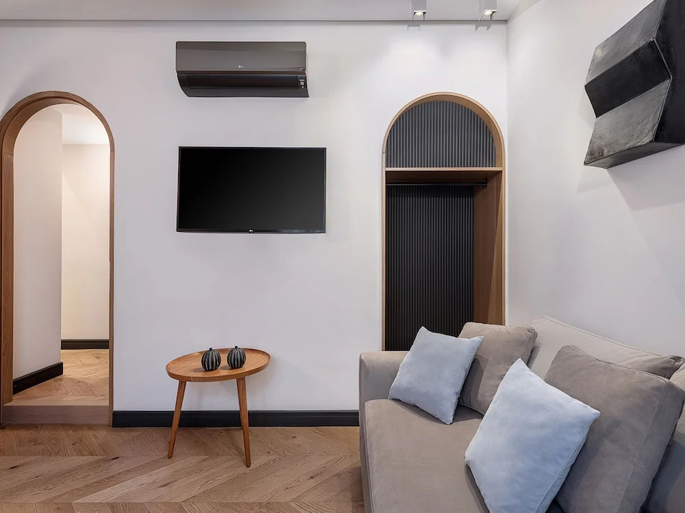 2 Bedrooms Deluxe Suite