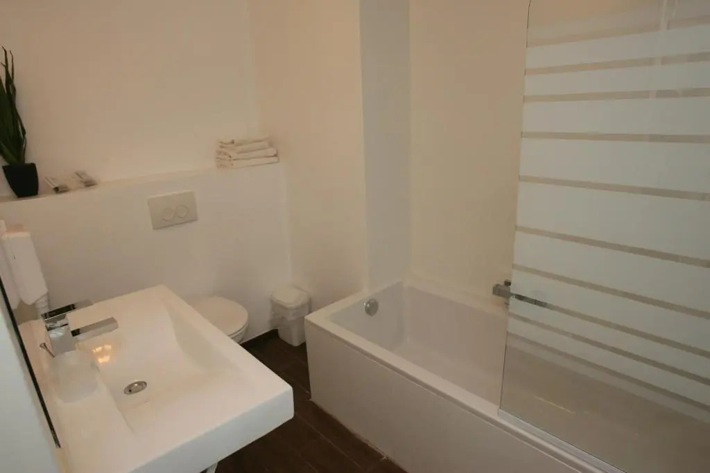 Hotel Ambassadeur - Chambres
