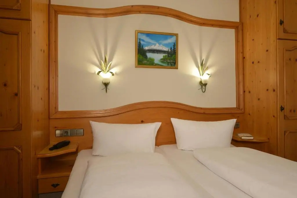 Hotel Edelweiß - Chambres