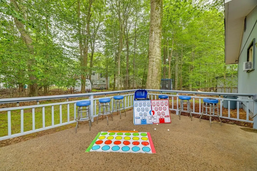 Game Room, Trampoline: Tobyhanna Vacation Rental!