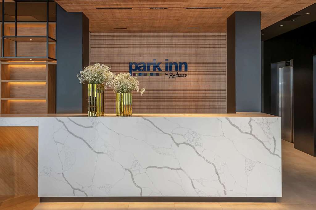 Отель Park Inn by Radisson Vilnius Airport Hotel & Conference Centre — фото