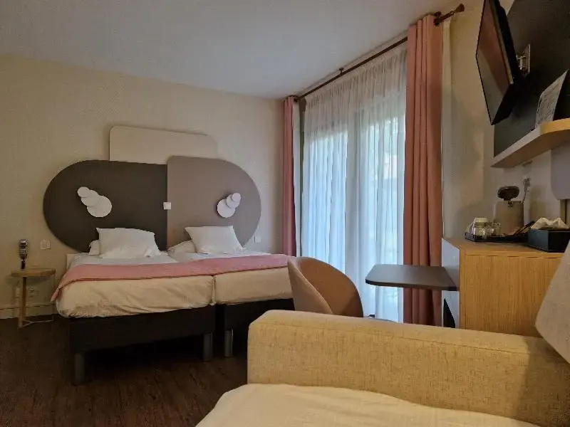 Standard Family room