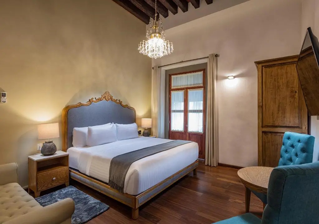 Standard room with balcony