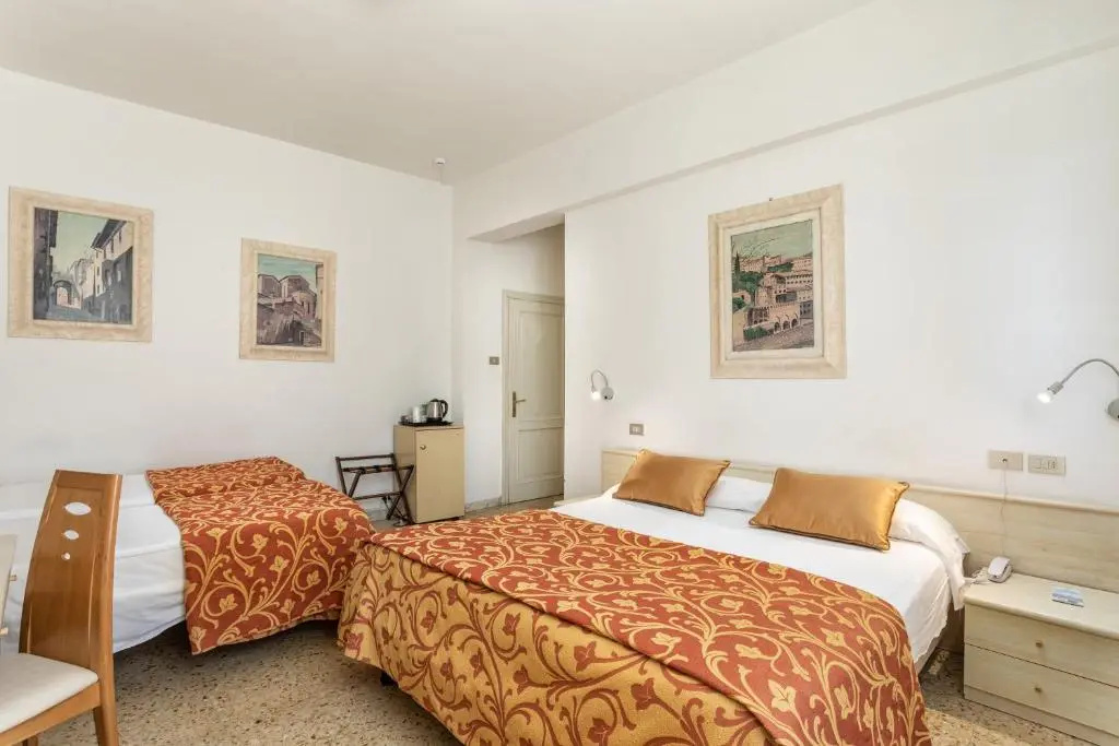 Hotel Minerva - Chambres