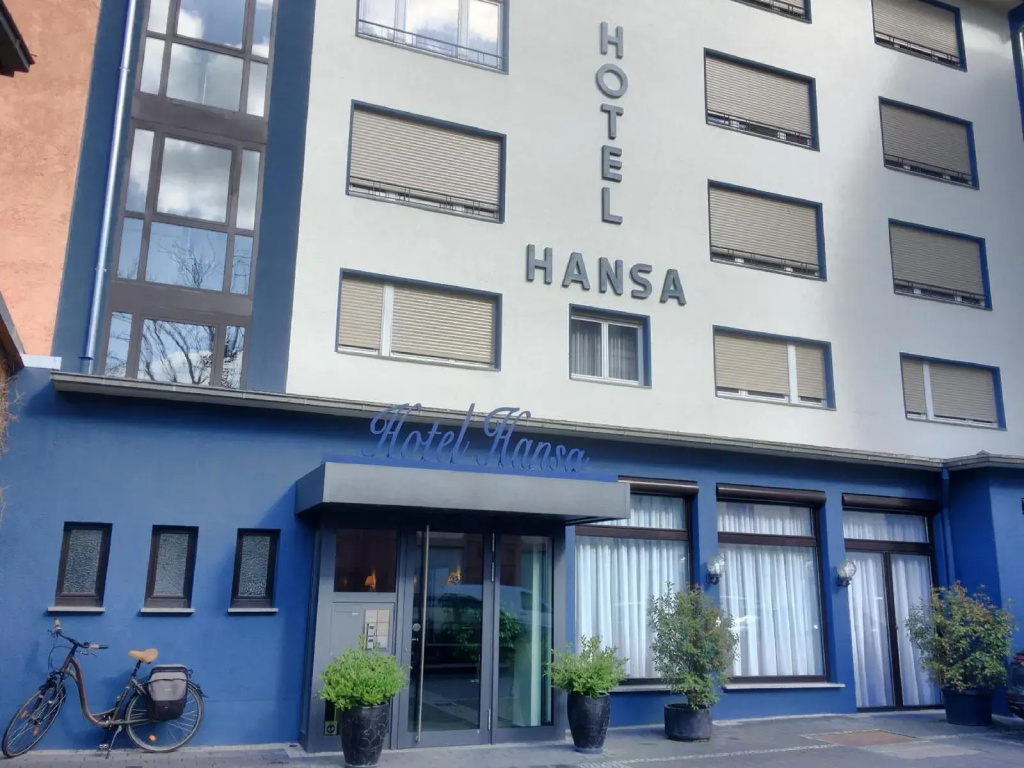 Hotel photo 12