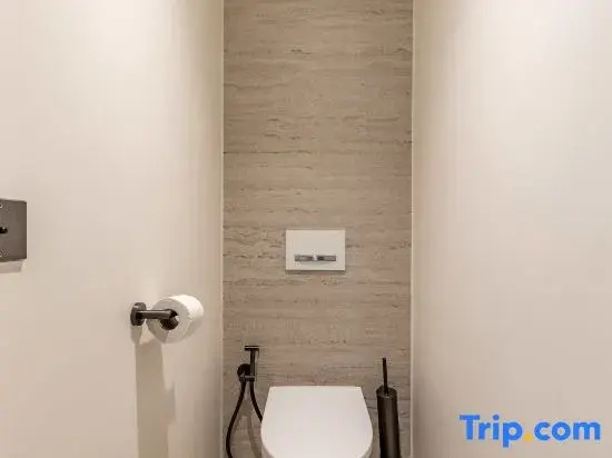 Le Pera Hotel 65