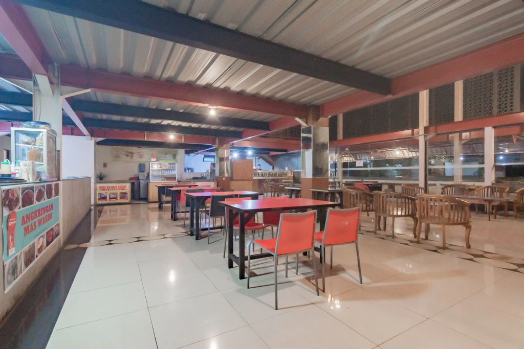 Food & Beverage