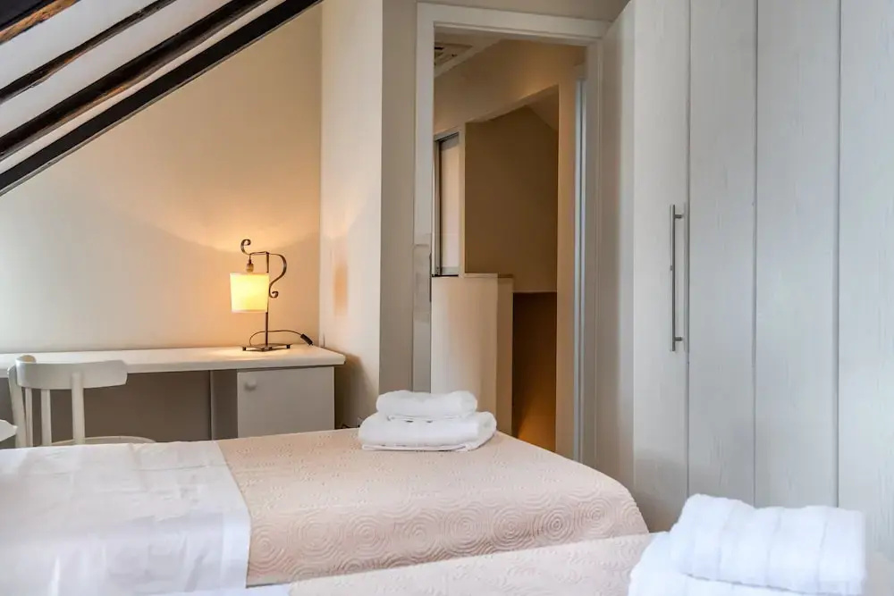 Deluxe Apartment with balcony
