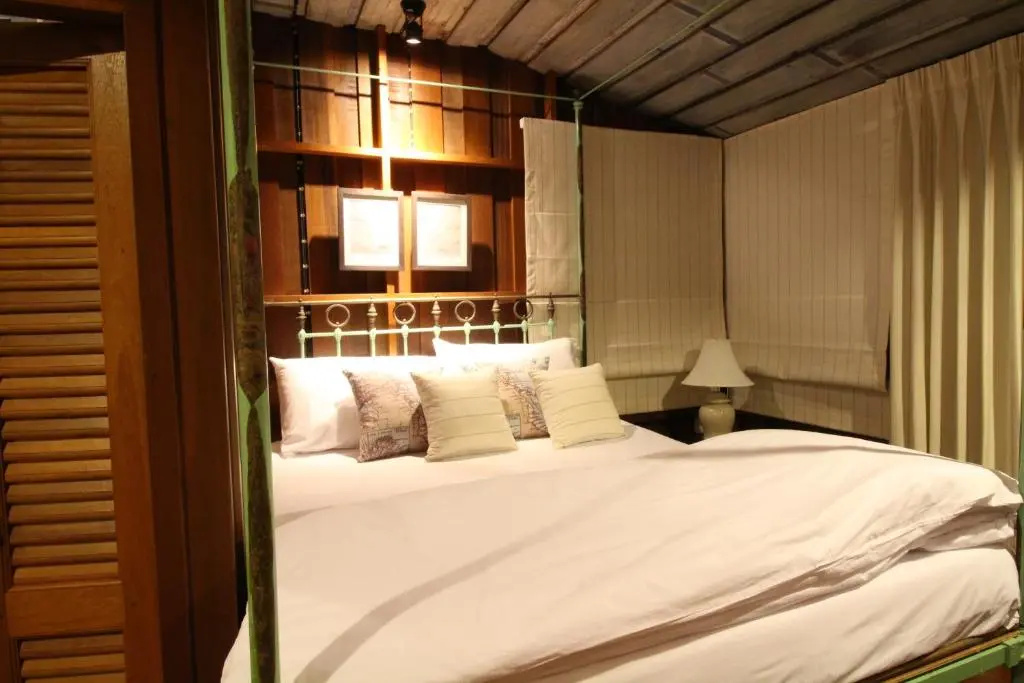 Baan Luang Rajamaitri Historic Inn - Chambres