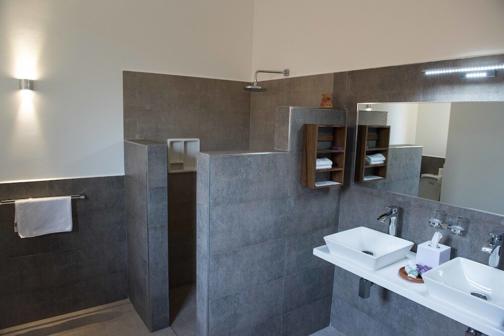 Imagine Villa Hotel