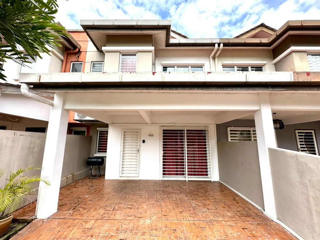BNB Cozy Homestay - Emerald West Rawang