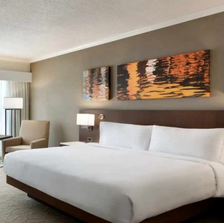 Standard Double room with harbour view (full double bed)