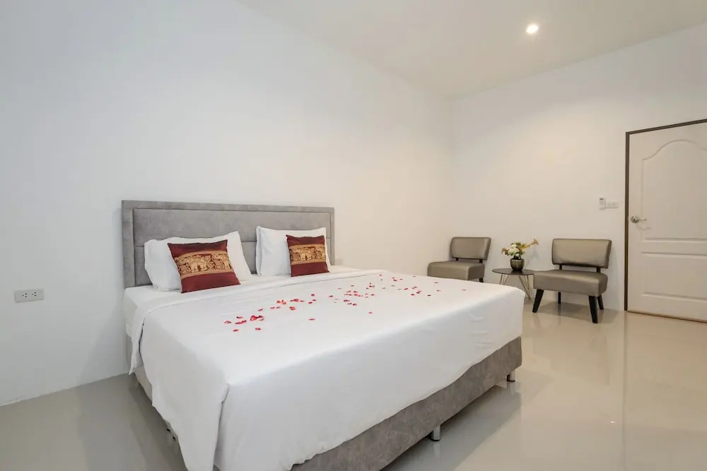 Golden Manora Hotel Bangtao Beach - Chambres