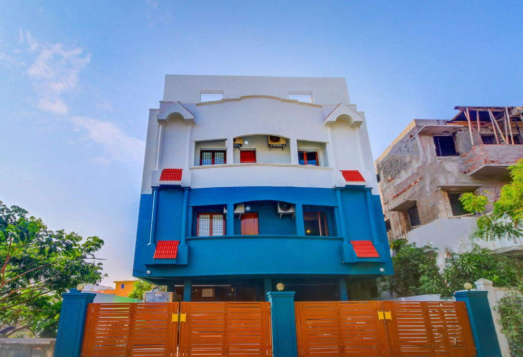 FabHotel Harma Residency