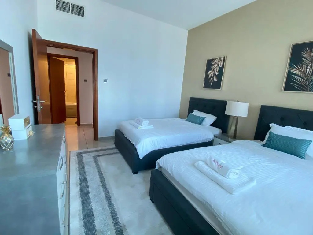 MP12 - Luxurious 2BR in Marina Pinnacle Tower - Chambres