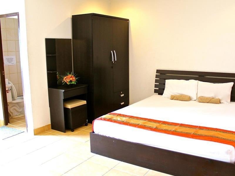 The Lounge - Hostel — 3