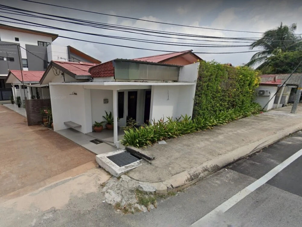 Spot On 90065 Bgh Hostel Teras