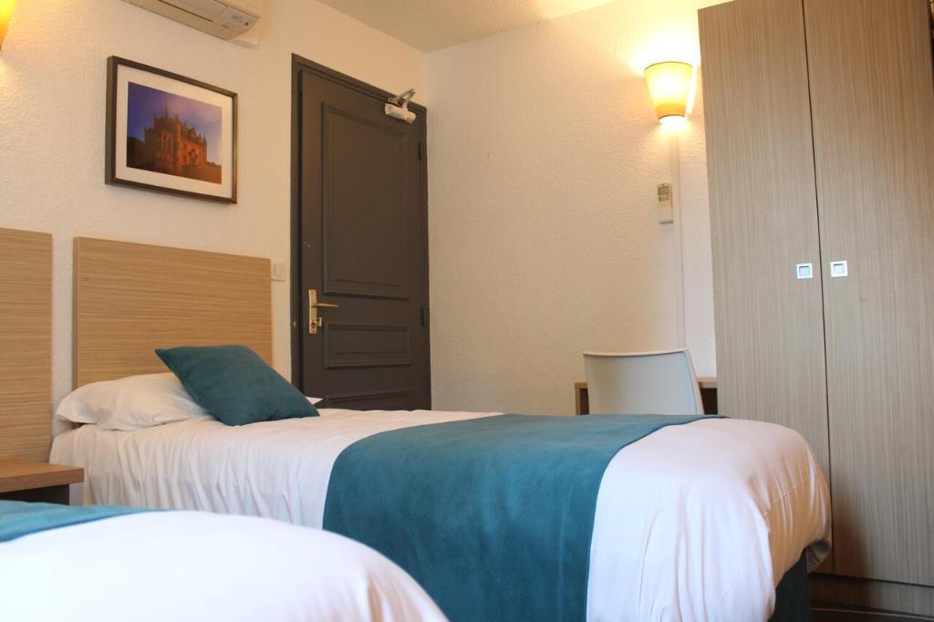 Hotel Amboise Le Blason by null