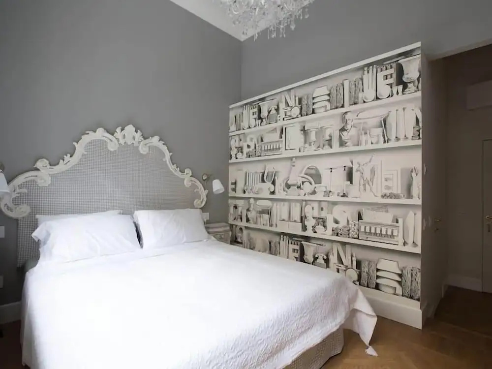 Deluxe Double room with city view (full double bed)
