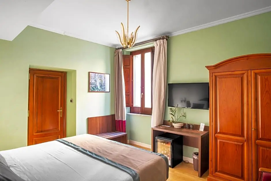 Standard Triple room with balcony