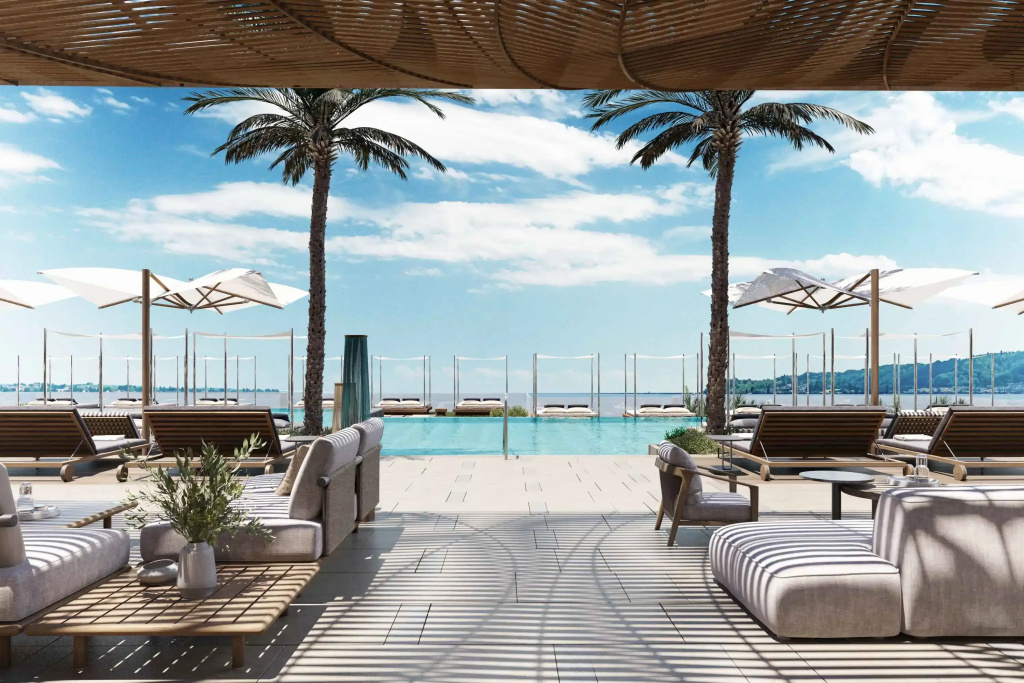 Beach & Waterfront
