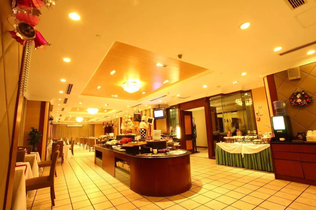 Hotel photo 12