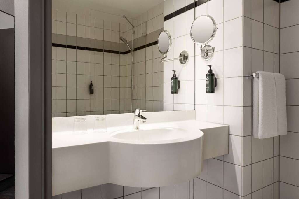Image 8