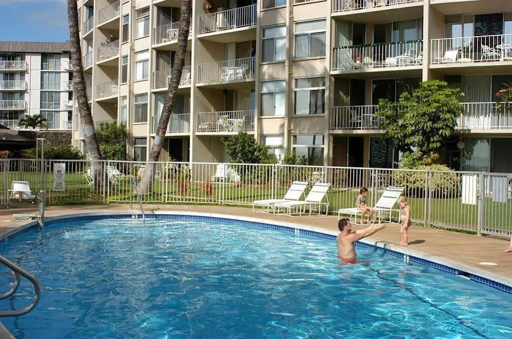 Hale Pau Hana Beach Resort - Général