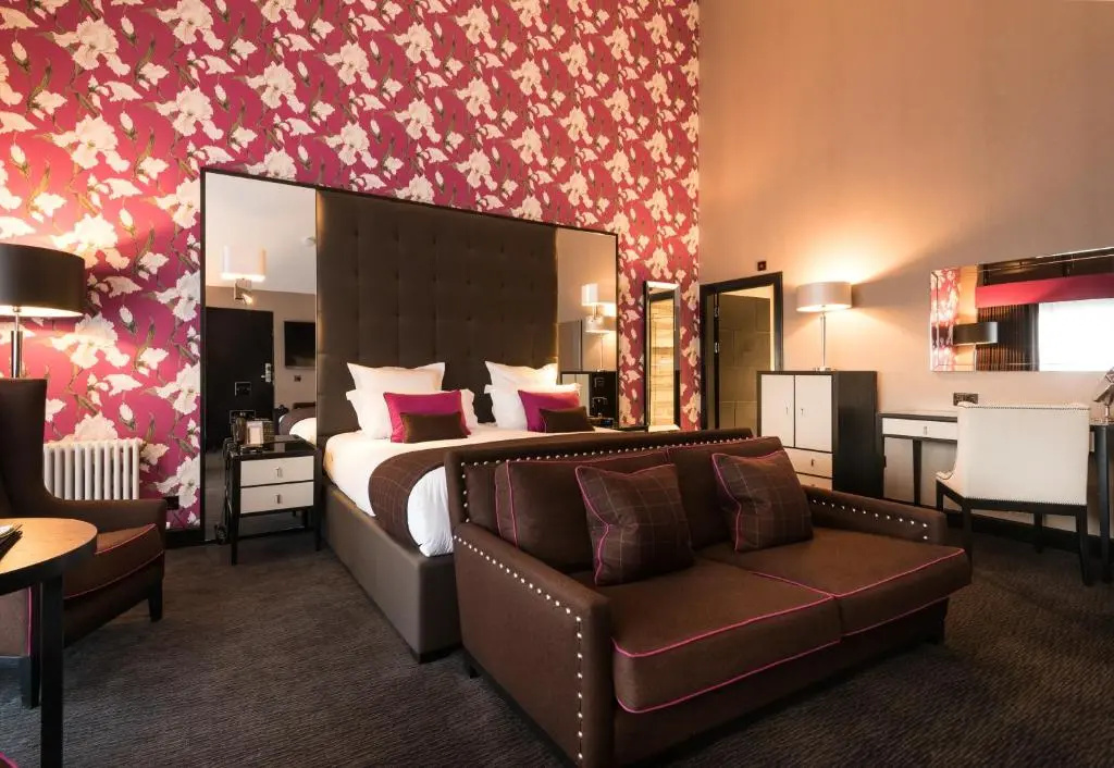 Superior Double room (full double bed)