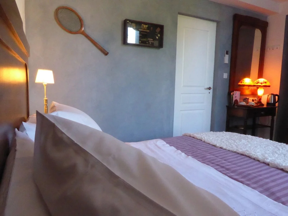 Standard Double room with garden view (full double bed)
