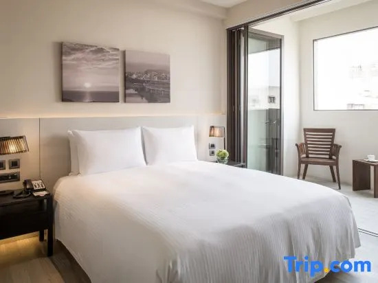 Standard Double room with balcony (full double bed)