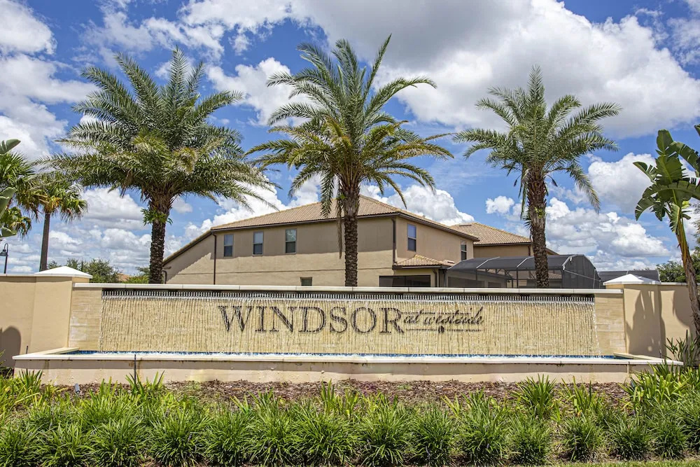 8879 Windsor Westside 57186/59042
