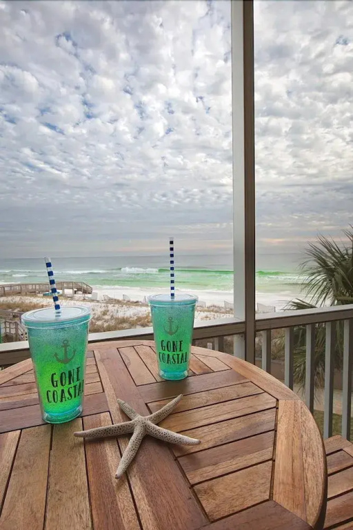 Gulf Shore Condo #302 - 2 Br condo by RedAwning