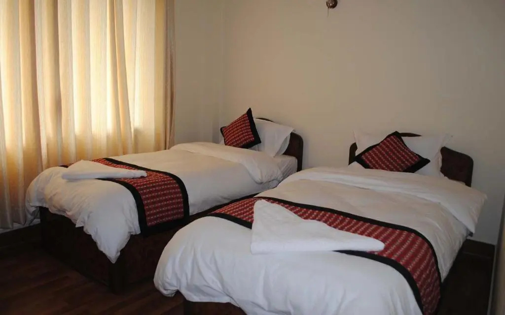 Deluxe Double room (full double bed)