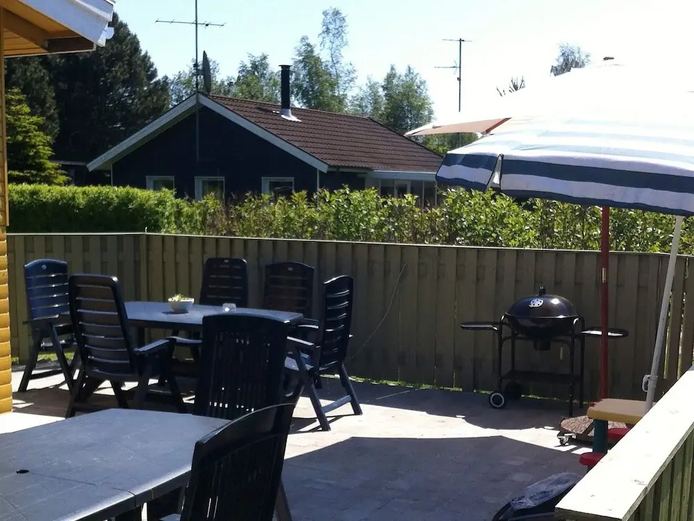 6 Person Holiday Home in Vaeggerlose