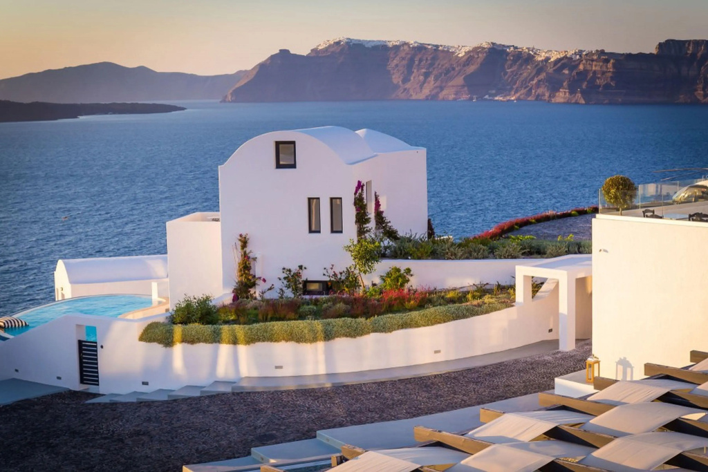 Grand Ambassador Santorini Hotel - 3