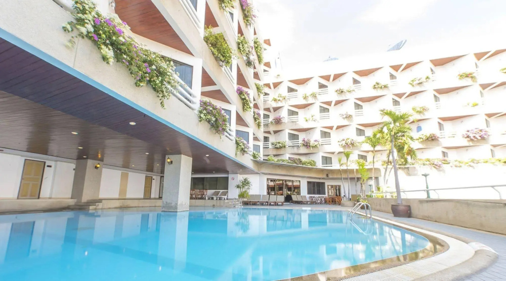City Beach Resort - Général