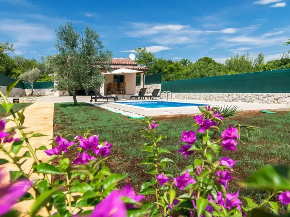Jozefina Comfortable Holiday Residence