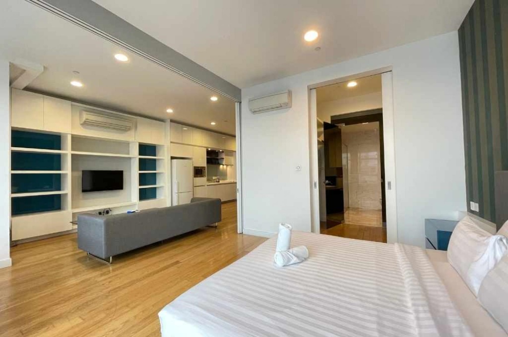 #22 Chill living / Heart KL City 2BR Infinity Pool