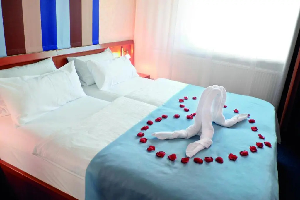 Comfort Double room (full double bed)